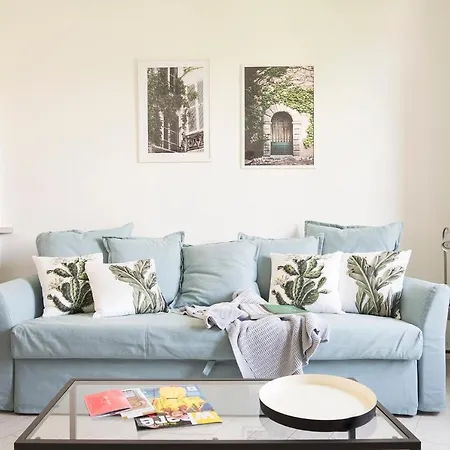 Plum Guide - Evergreen Apartment